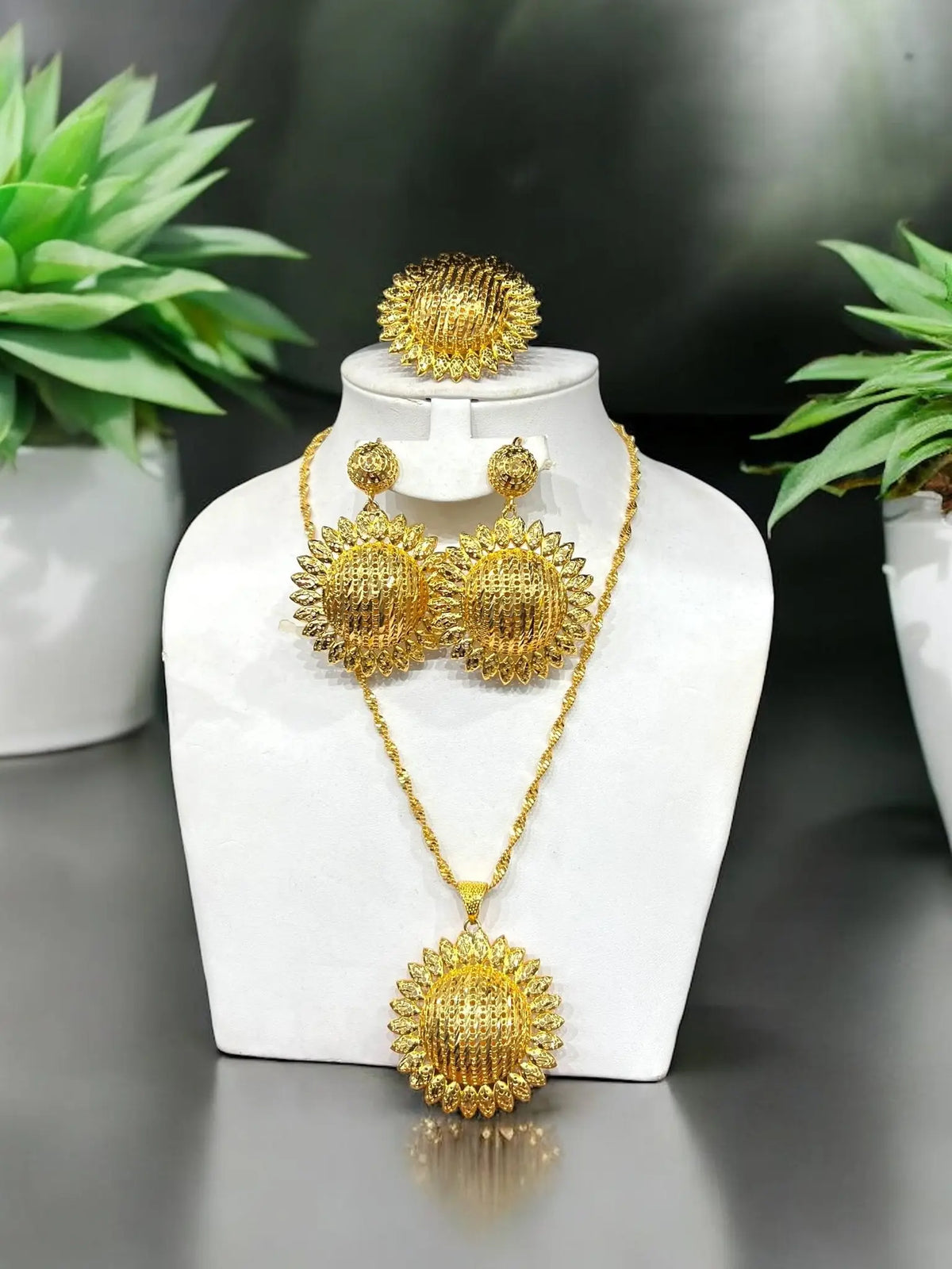 jewellery floral